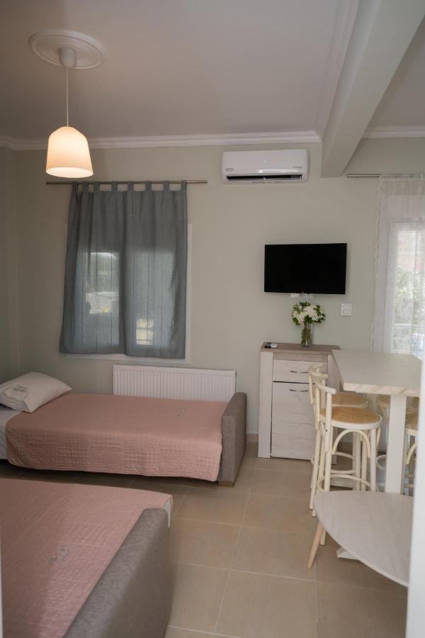 Zoe Seaview Apartment By Rentalspro - Nea Moudania Halkidiki Kültér fotó